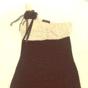 Black and white mini dresses size small